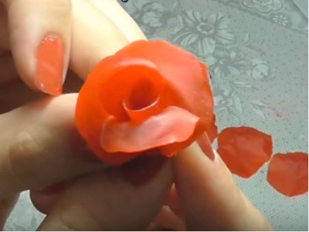 cách làm bông hoa bằng keo nến