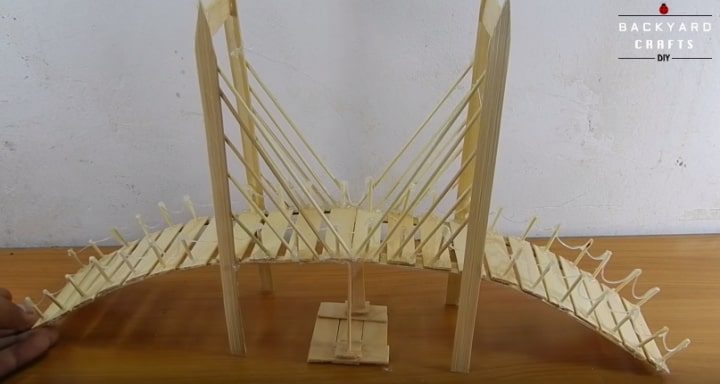 Cuộc thi thiết kế mô hình cầu  Dấu ấn từ Khoa Xây dựng Cầu đường